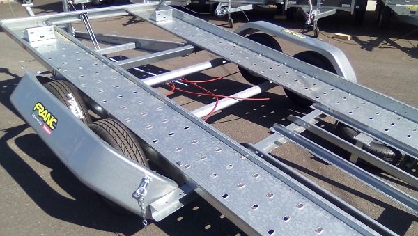 002.jpg Porte voiture Franc PV400F200 2000 kg 400 x 190 cm accessoires inclus – Image 1